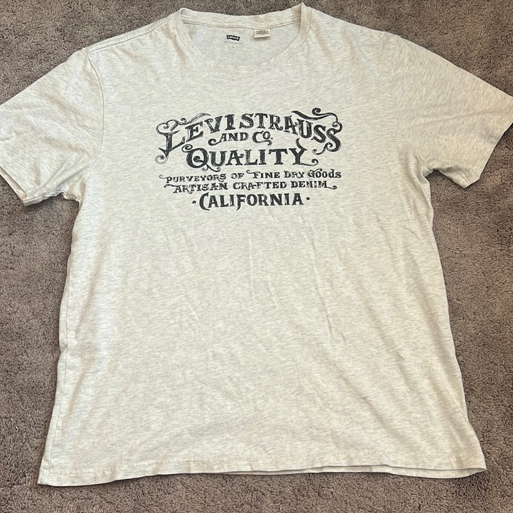 Men’s Levi’s Graphic T